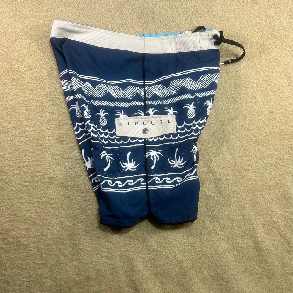 Rip Curl Board Shorts‎ Size 32 Men's Blue Pineapple Palm Tree Wave Print